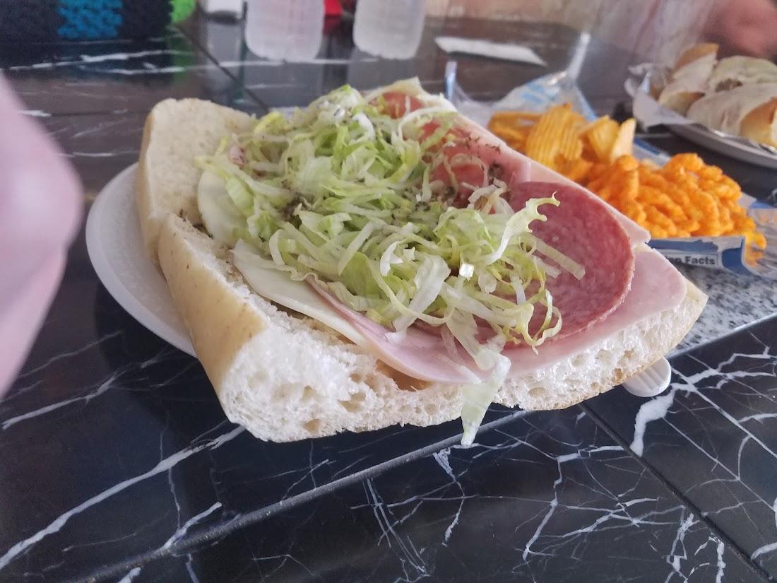 Capri Deli & Pizza In Palatine